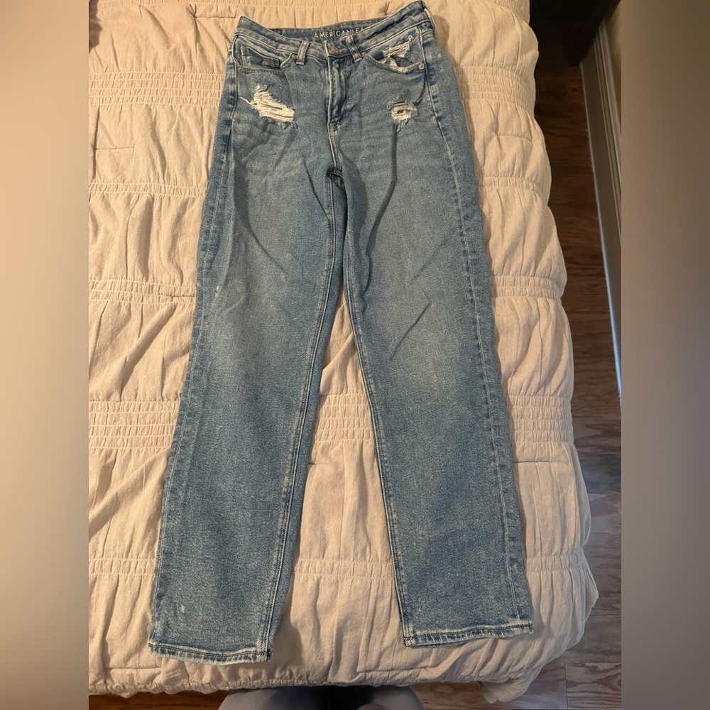American Eagle Mom Jeans